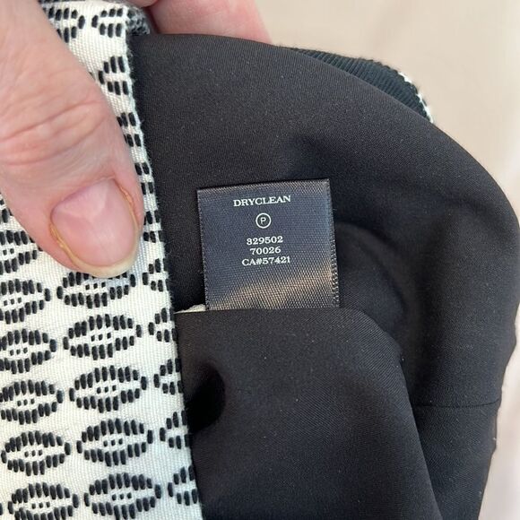 Ann Taylor gorgeous sz 2 black & white side zip fully lined straight skirt EUC - Picture 9 of 11